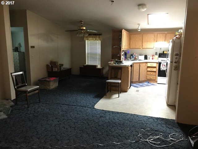 5250 GRANGE RD, Roseburg, OR 97471