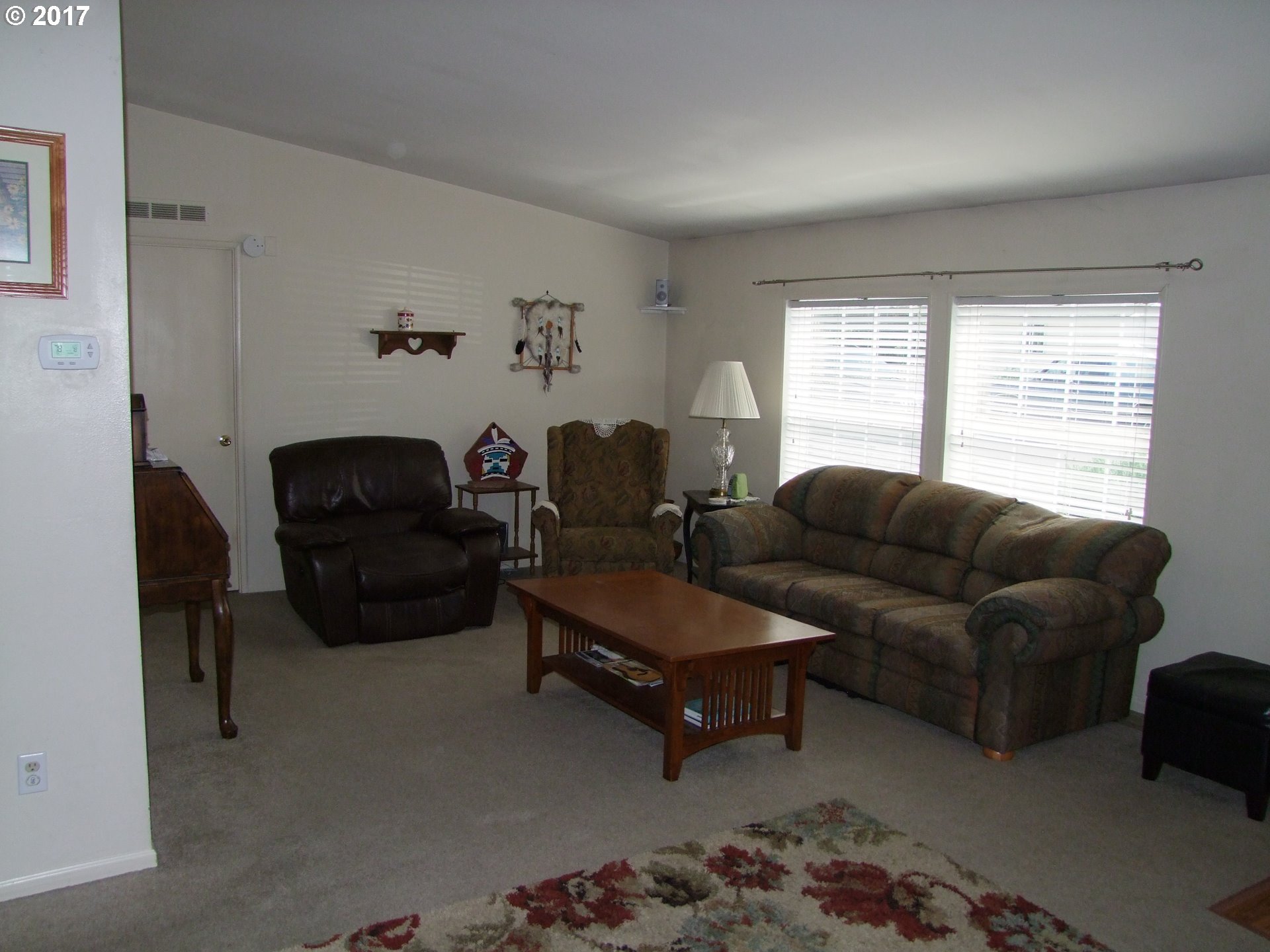 384 TROUT LOOP21, Roseburg, OR 97471