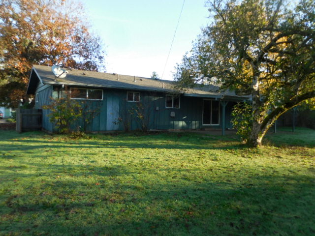 1635 Menlo LoopSpringfield, OR, 97477Lane County