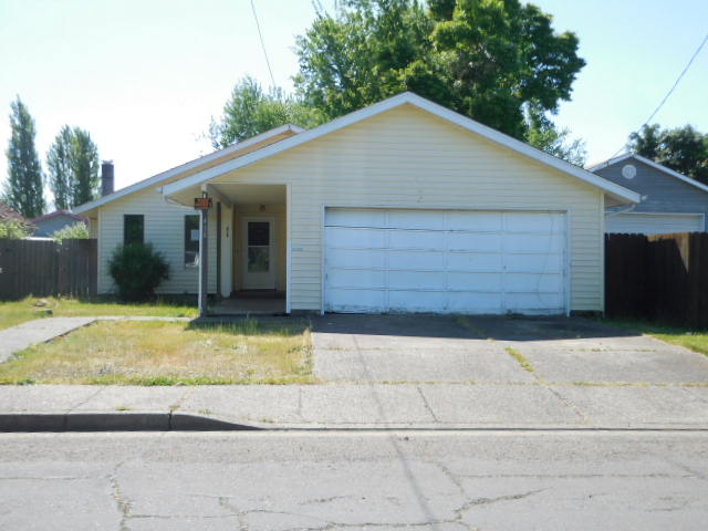 418 36th StSpringfield, OR, 97478Lane County