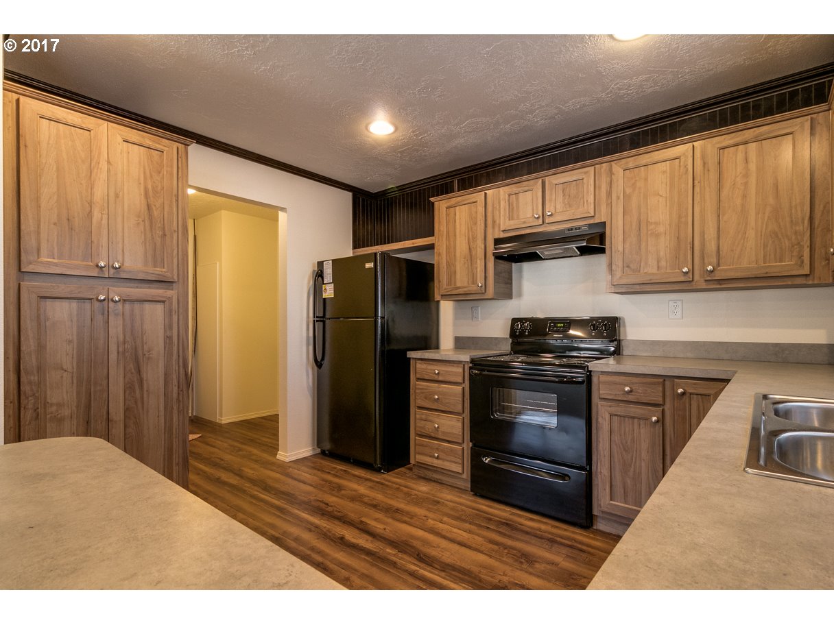 5335 Main ST 204, Springfield, OR 97478