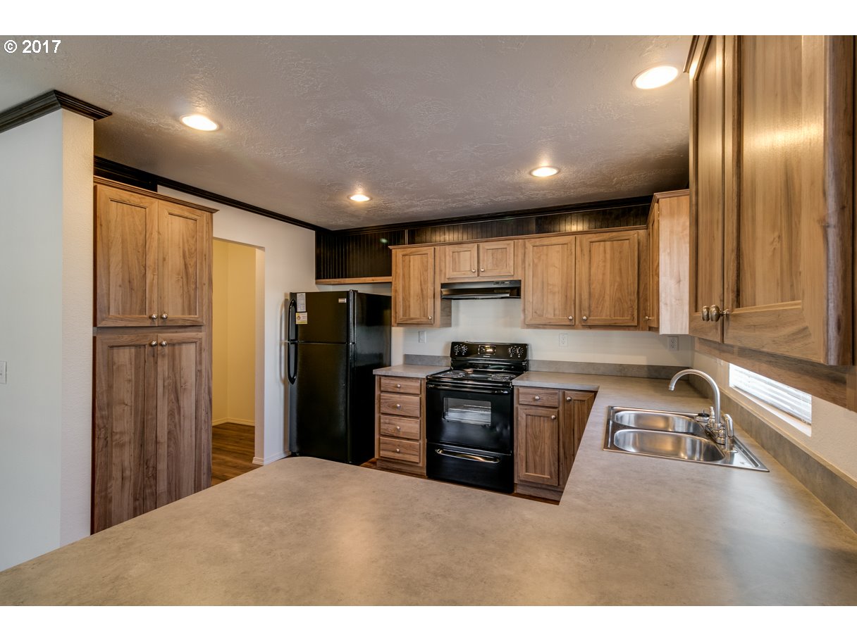 5335 Main ST 204, Springfield, OR 97478