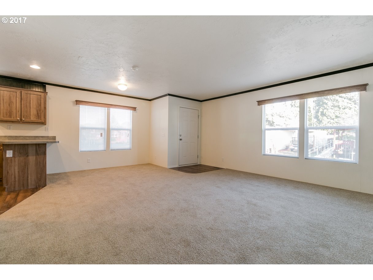 5335 Main ST 204, Springfield, OR 97478