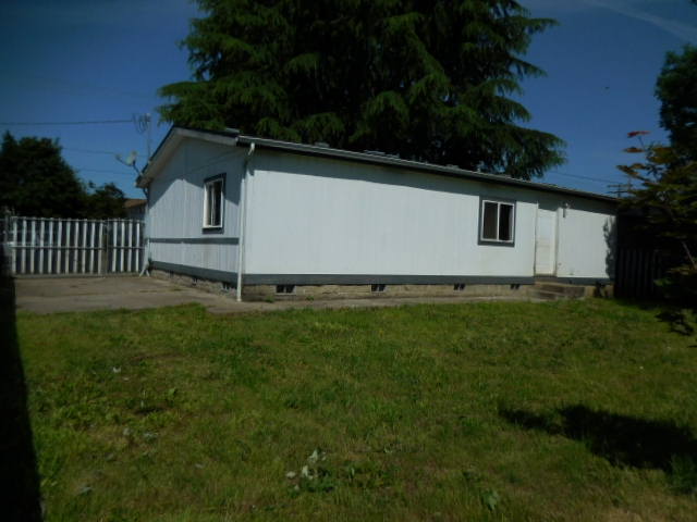 151 S 37th StSpringfield, OR, 97478Lane County