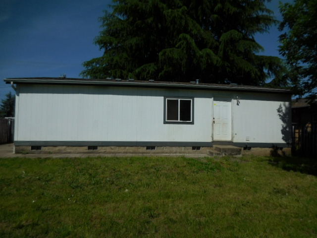 151 S 37th StSpringfield, OR, 97478Lane County