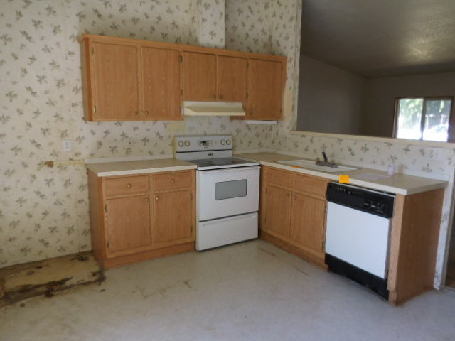 151 S 37th StSpringfield, OR, 97478Lane County
