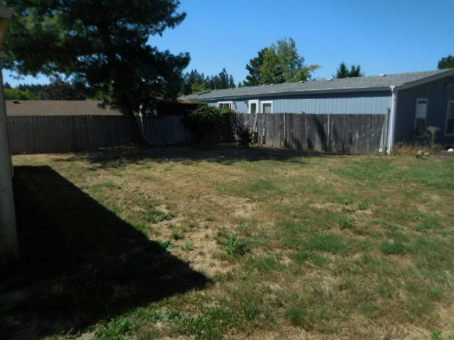 5924 Jessica LnSpringfield, OR, 97478Lane County