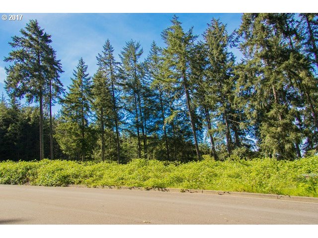 24707 NOTTINGHAM ST, Veneta, OR 97487