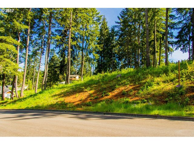 24710 NOTTINGHAM ST, Veneta, OR 97487