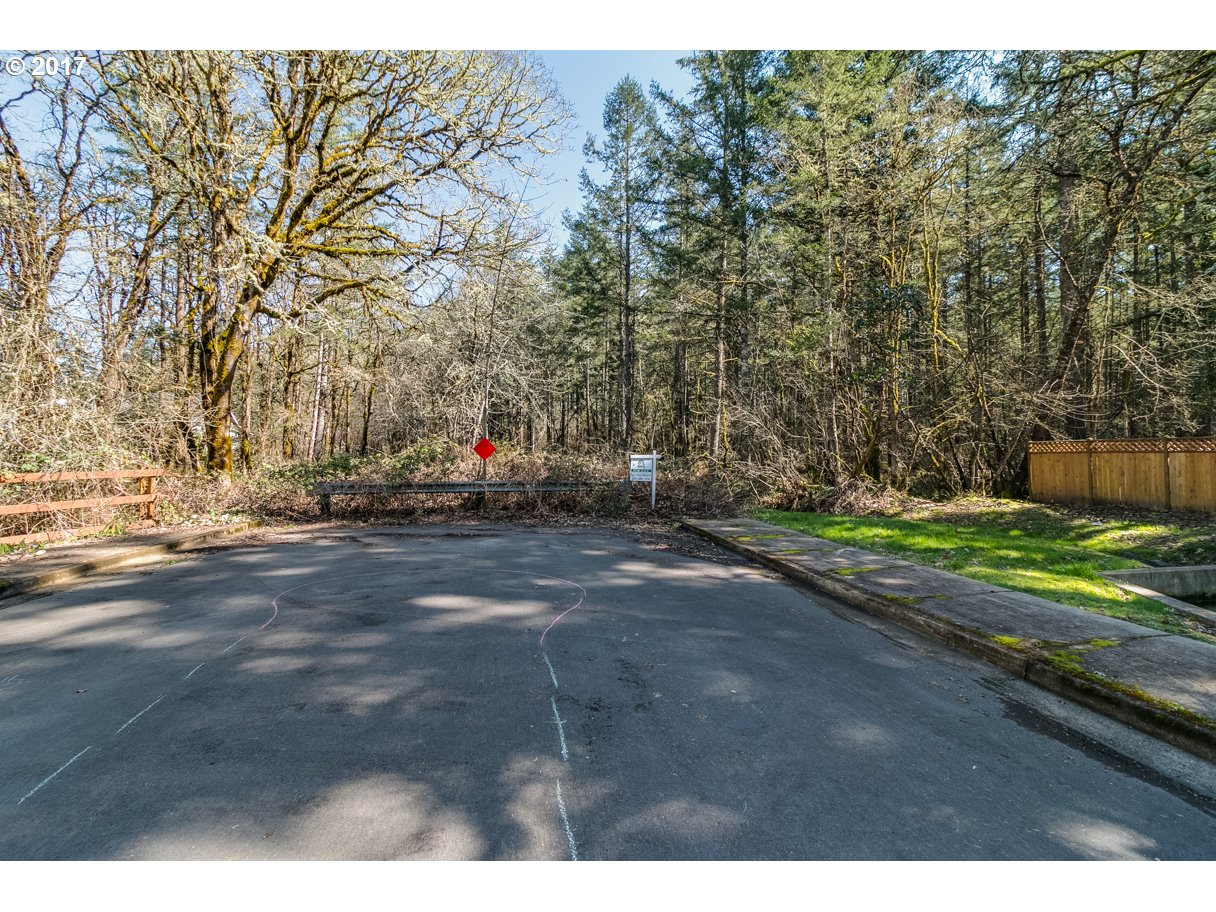 Ponderosa DR, Veneta, OR 97487