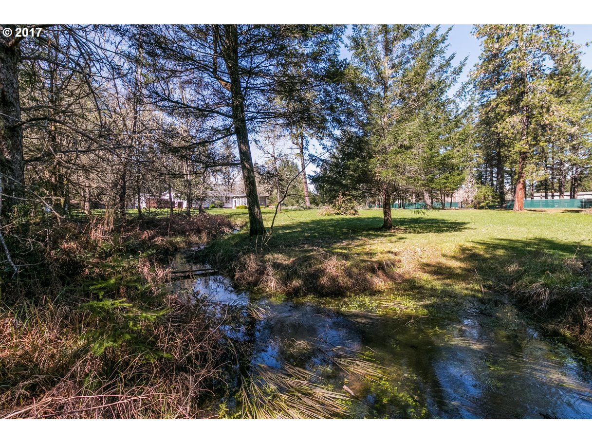 Ponderosa DR, Veneta, OR 97487