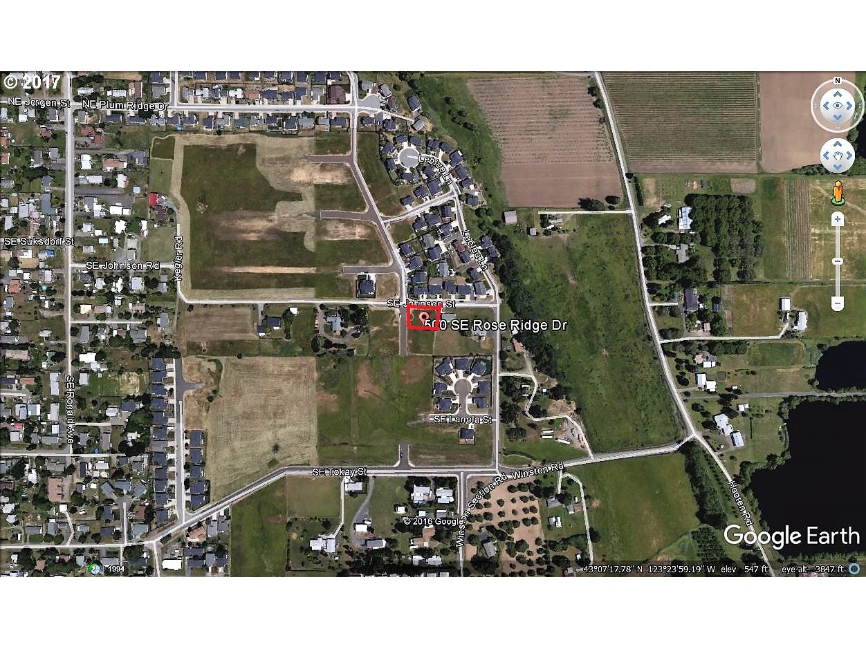 500 SE ROSE RIDGE DR 1, Winston, OR 97496