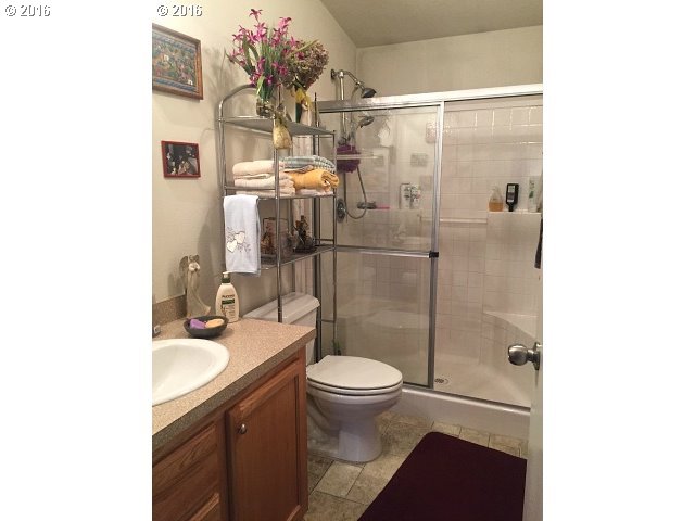 393 BREMNER LN, Winston, OR 97496