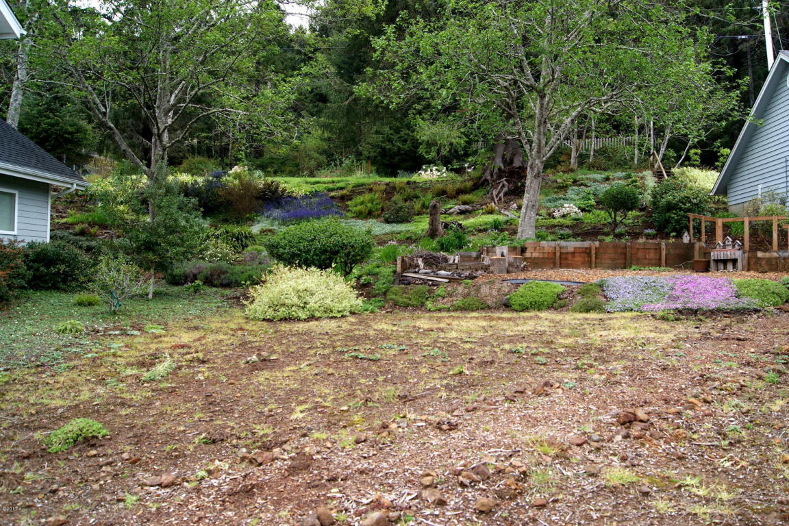 Lot 3100 Jennifer Drive, Yachats, OR 97498