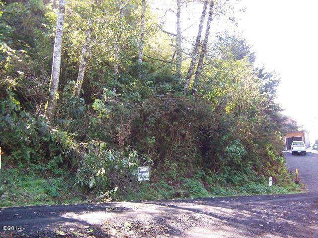 86 CRESTVIEW, Yachats, OR 97498