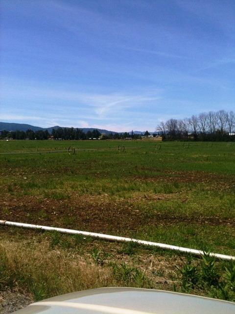 594 S Stage Road, Medford, OR 97501