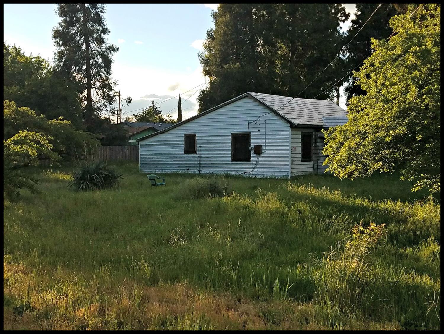 406 Chestnut Street, Medford, OR 97501