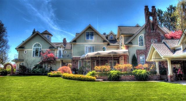 4902 McLoughlin Drive, Central Point, OR 97502