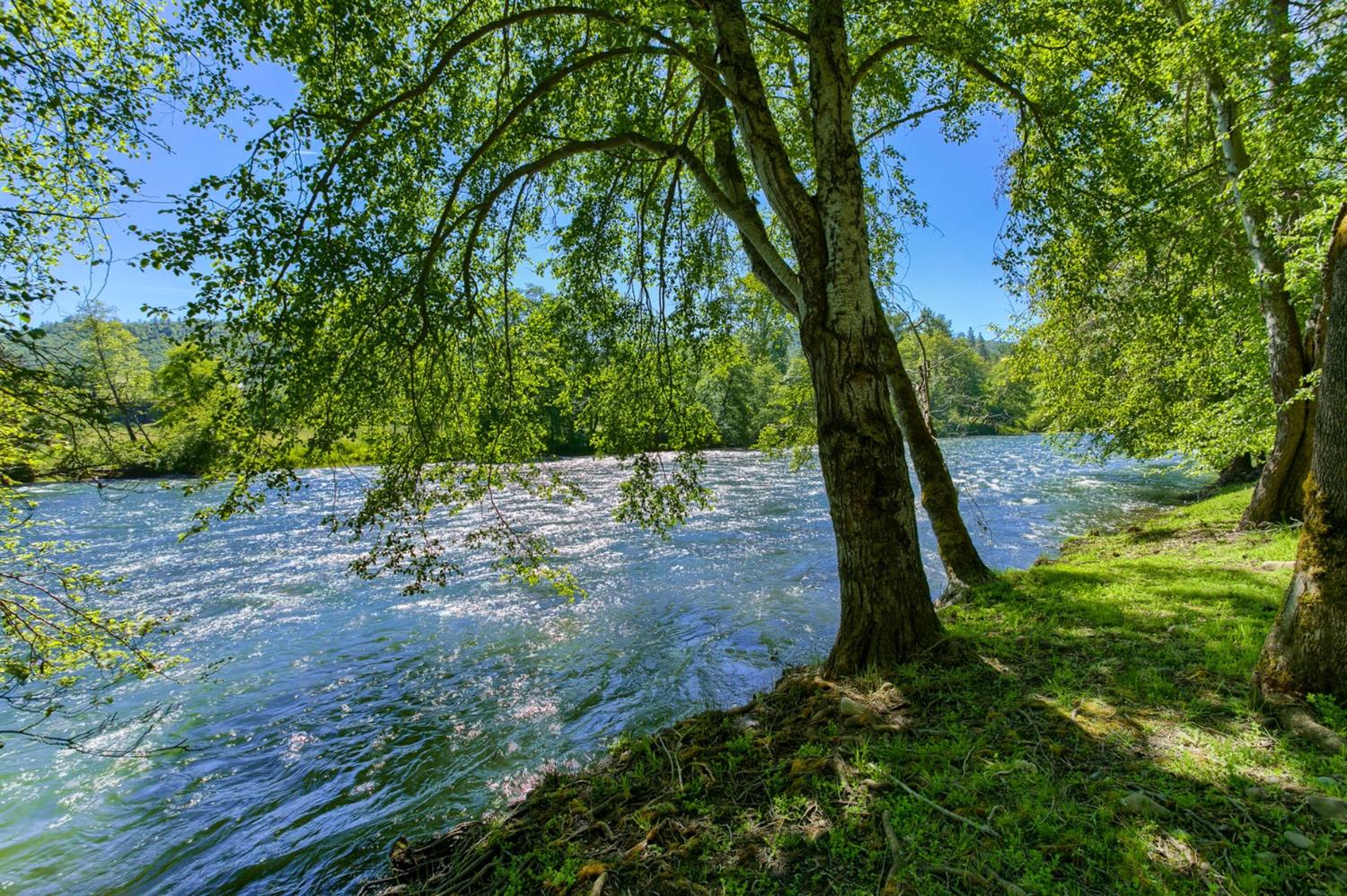 2100 Pine Gate Way, White City, OR 97503