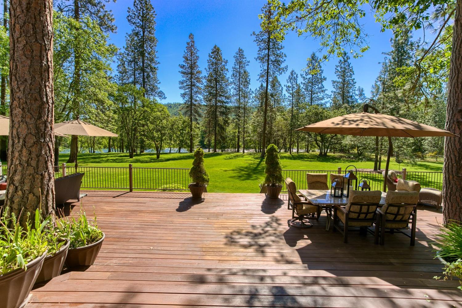 2100 Pine Gate Way, White City, OR 97503