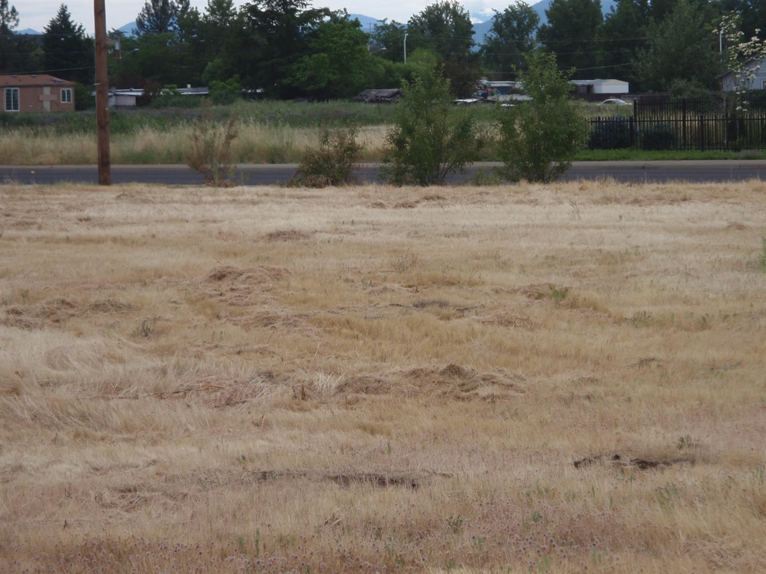 7876-7880 Phaedra Lane, White City, OR 97503