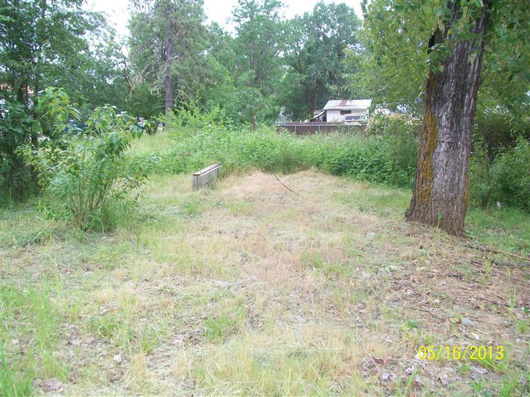 127 S Kerby Avenue, Cave Junction, OR 97523