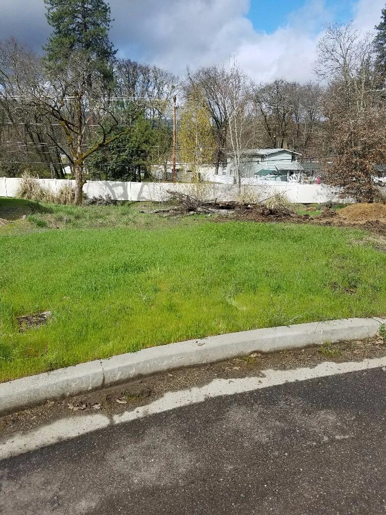 140 Linda Lane, Shady Cove, OR 97524