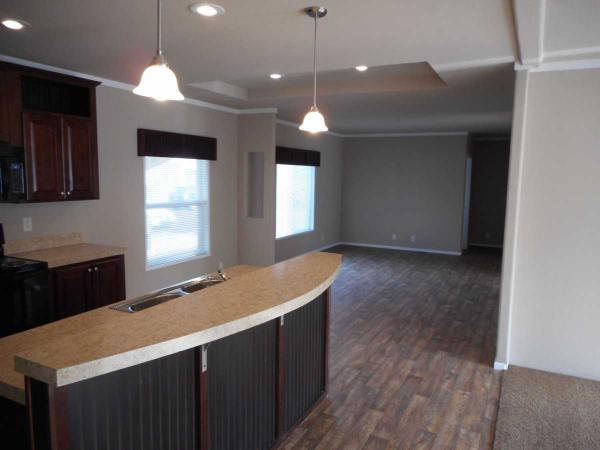 Butte Crest Mobile Home Park 633 Archwood Drive #14Eagle Point, OR 97524