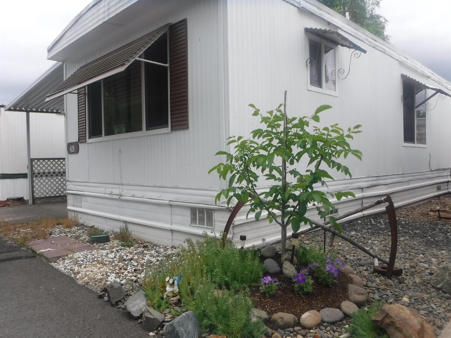 428 Ashwood Drive, Grants Pass, OR 97526
