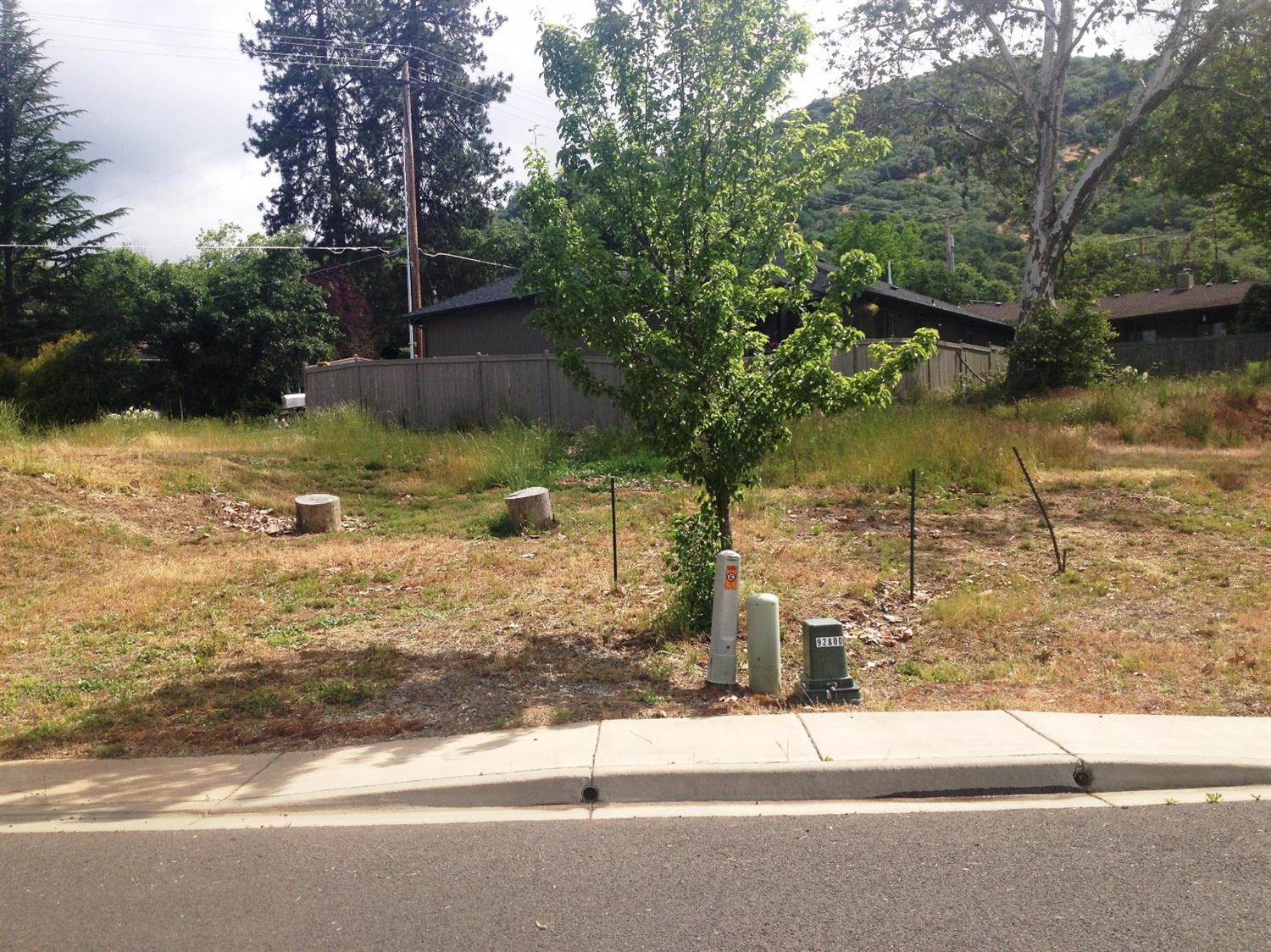 1184 NE Beacon Drive, Grants Pass, OR 97526