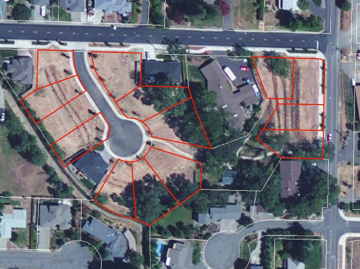 1184 NE Beacon Drive, Grants Pass, OR 97526