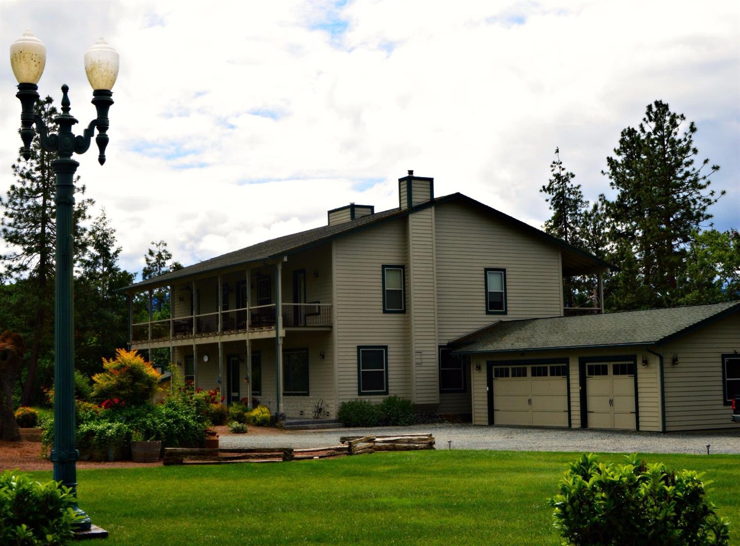 13100 N Applegate Road, Grants Pass, OR 97527
