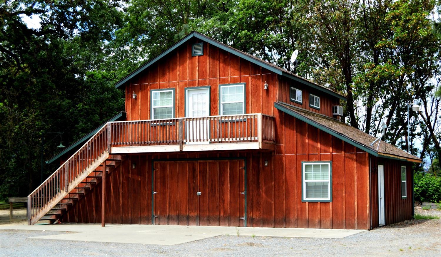 13100 N Applegate Road, Grants Pass, OR 97527