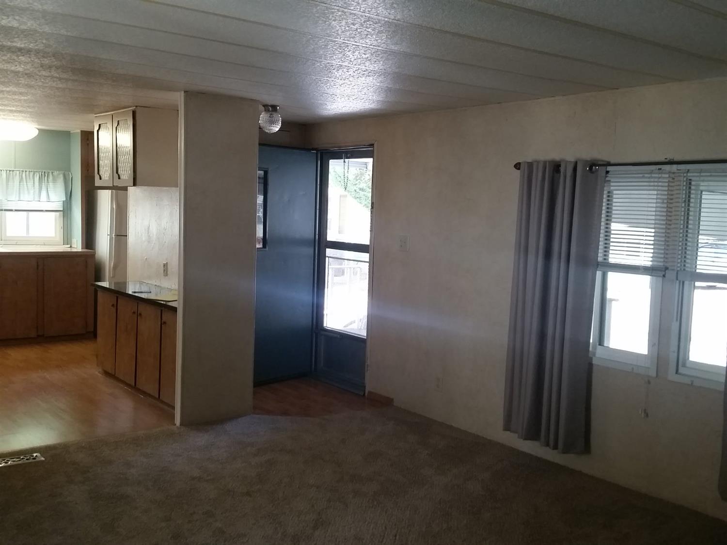 7 Brophy Way, Shady Cove, OR 97539