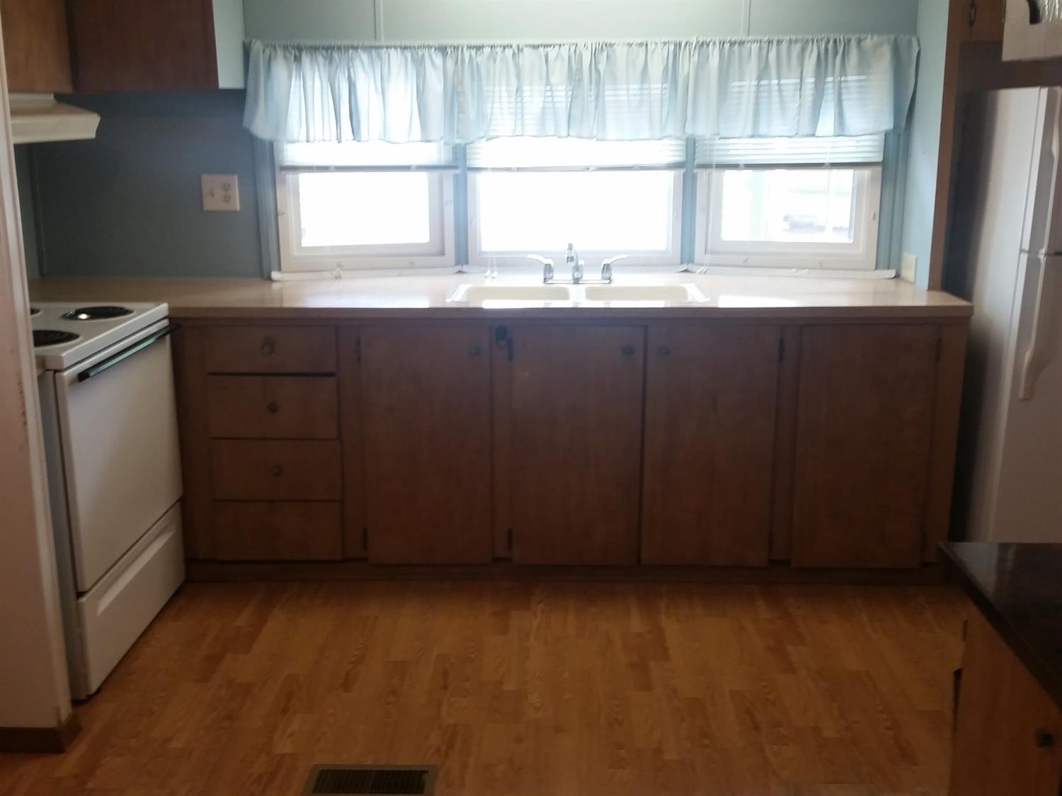 7 Brophy Way, Shady Cove, OR 97539
