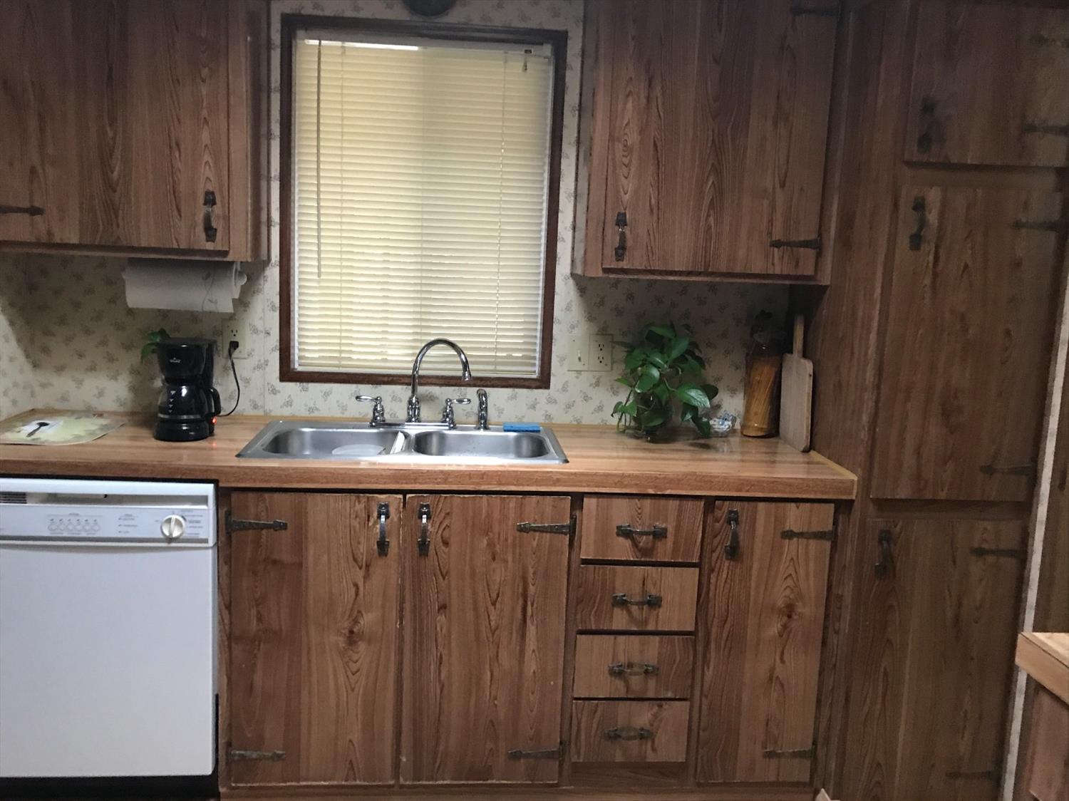20055 Hwy 62, Shady Cove, OR 97539