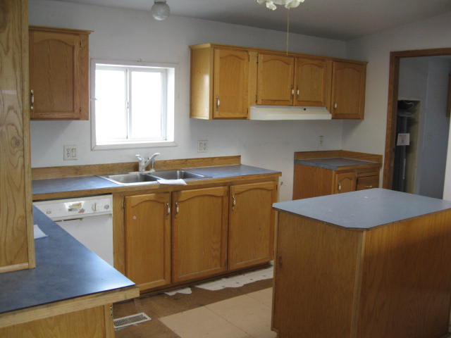 4668 Cleveland AveKlamath Falls, OR, 97601Klamath County