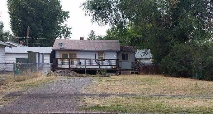 2211 Darrow Avenue, Klamath Falls, OR 97601