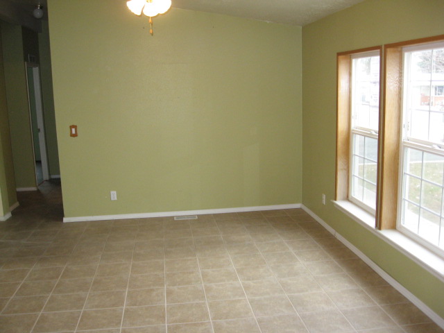 2834 Eastmount StKlamath Falls, OR, 97603Klamath County