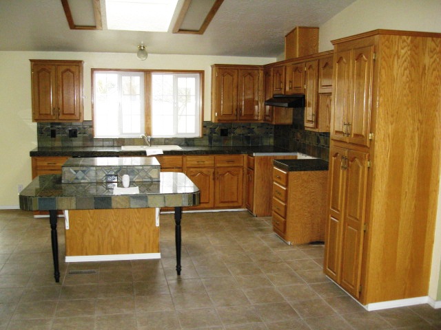 2834 Eastmount StKlamath Falls, OR, 97603Klamath County