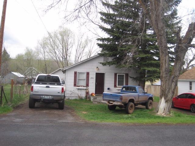 1805 Summers ln, Klamath Falls, OR 97603
