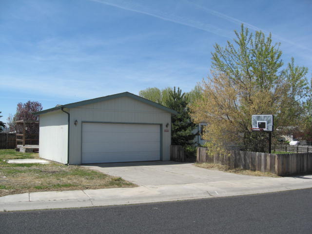 4848 Meadow Glen LoopKlamath Falls, OR, 97603Klamath County