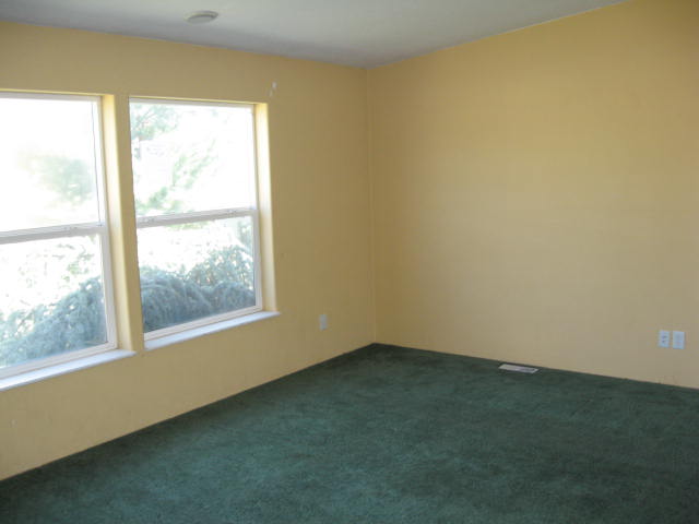 4848 Meadow Glen LoopKlamath Falls, OR, 97603Klamath County