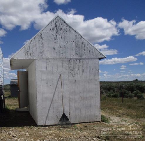 1600-& 1500TLEarl Drive, Christmas Valley, OR 97641