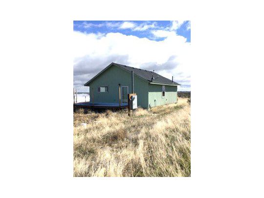 86169 W Thorn Ln, Christmas Valley, OR 97641