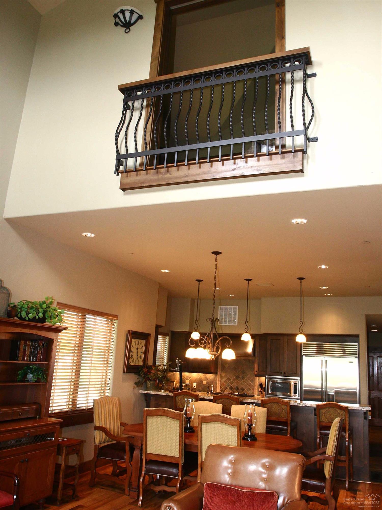 65700Adventure Court, Bend, OR 97701