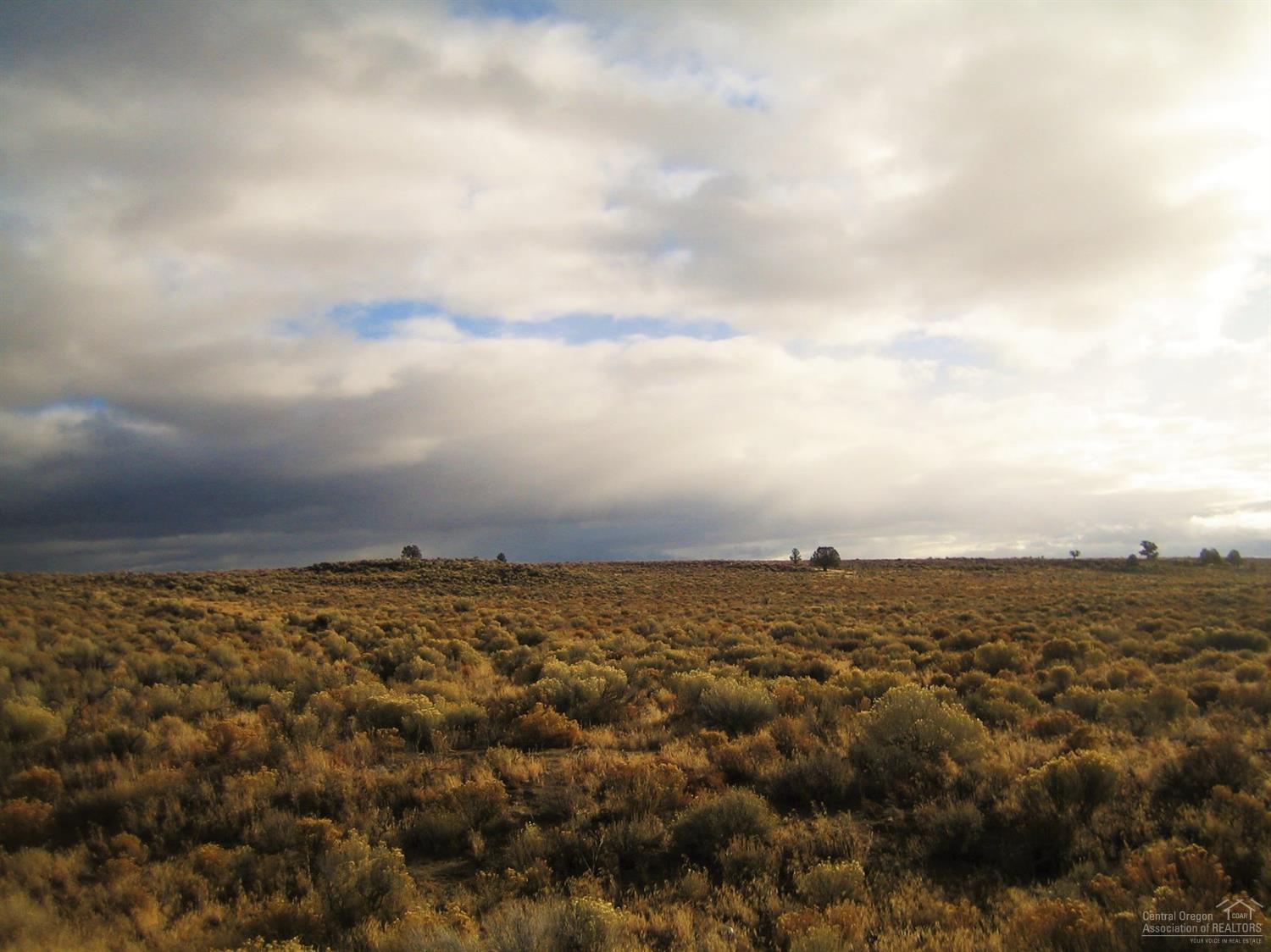 702HWY20/27, Millican, OR 97701