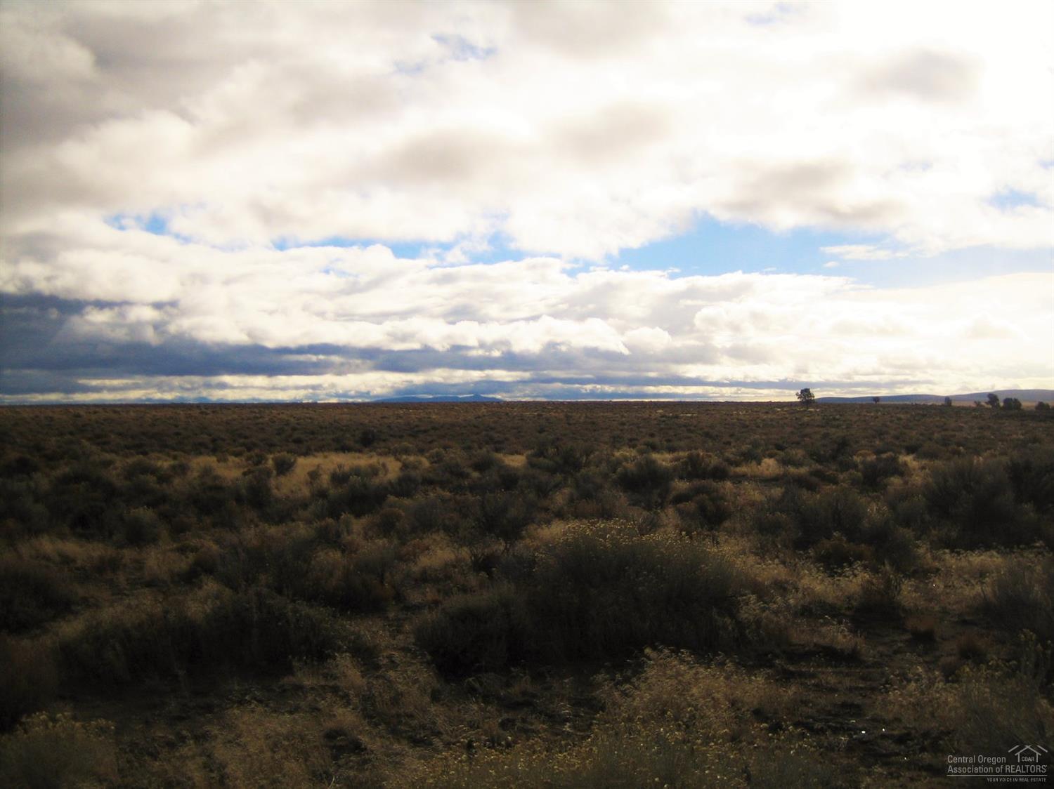 702HWY20/27, Millican, OR 97701