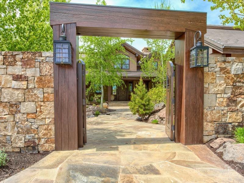 61961Ballantrae Court, Bend, OR 97702
