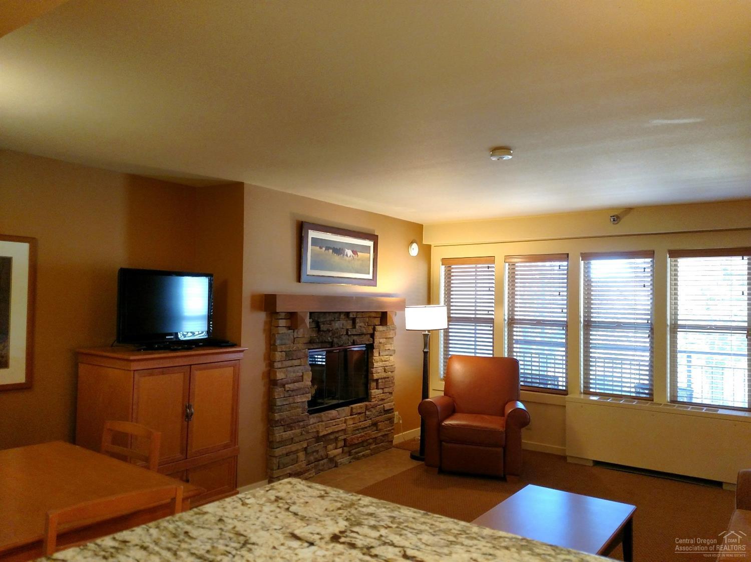 18575 Southwest Century Drive, Bend, OR 97702